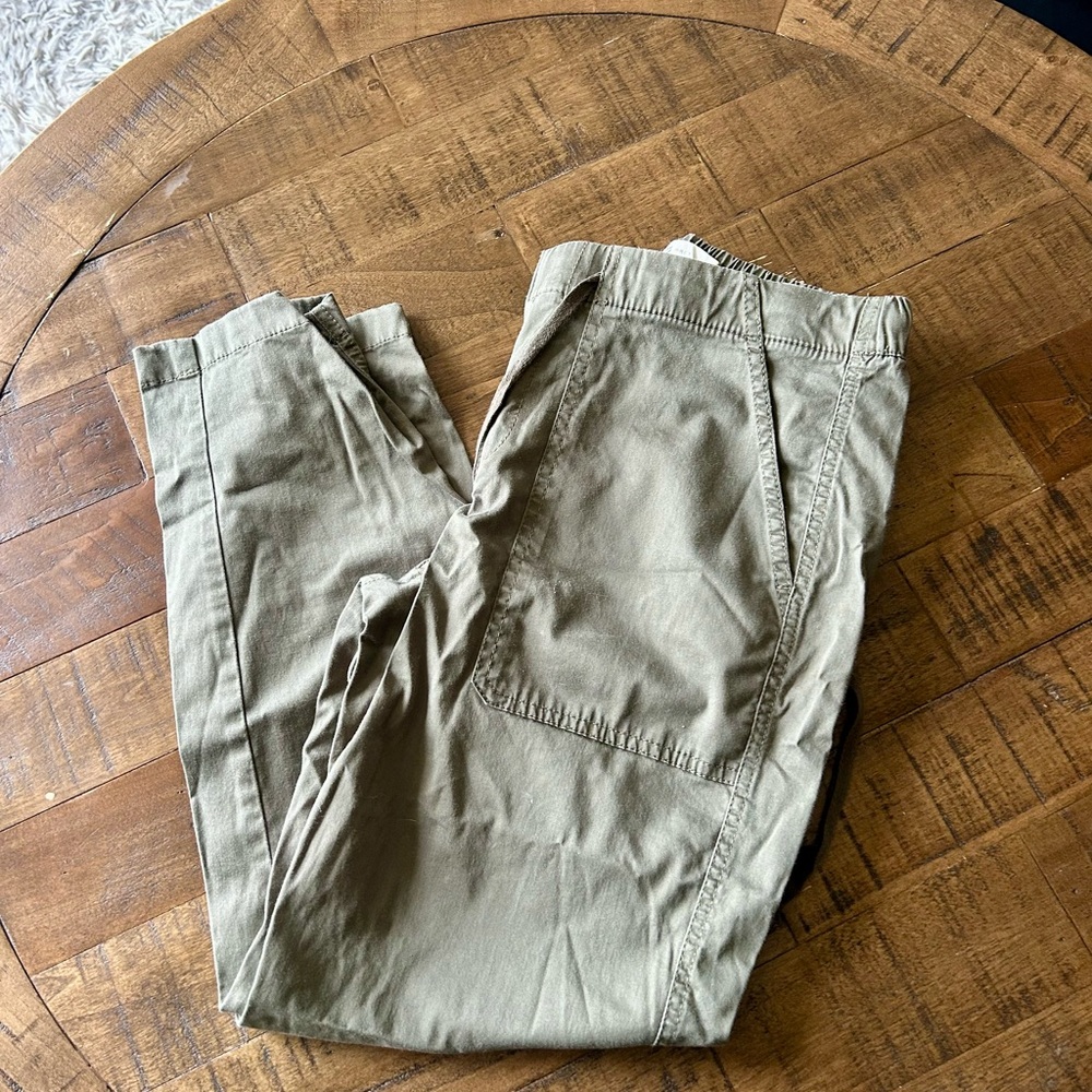 LOFT olive green ankle trouser